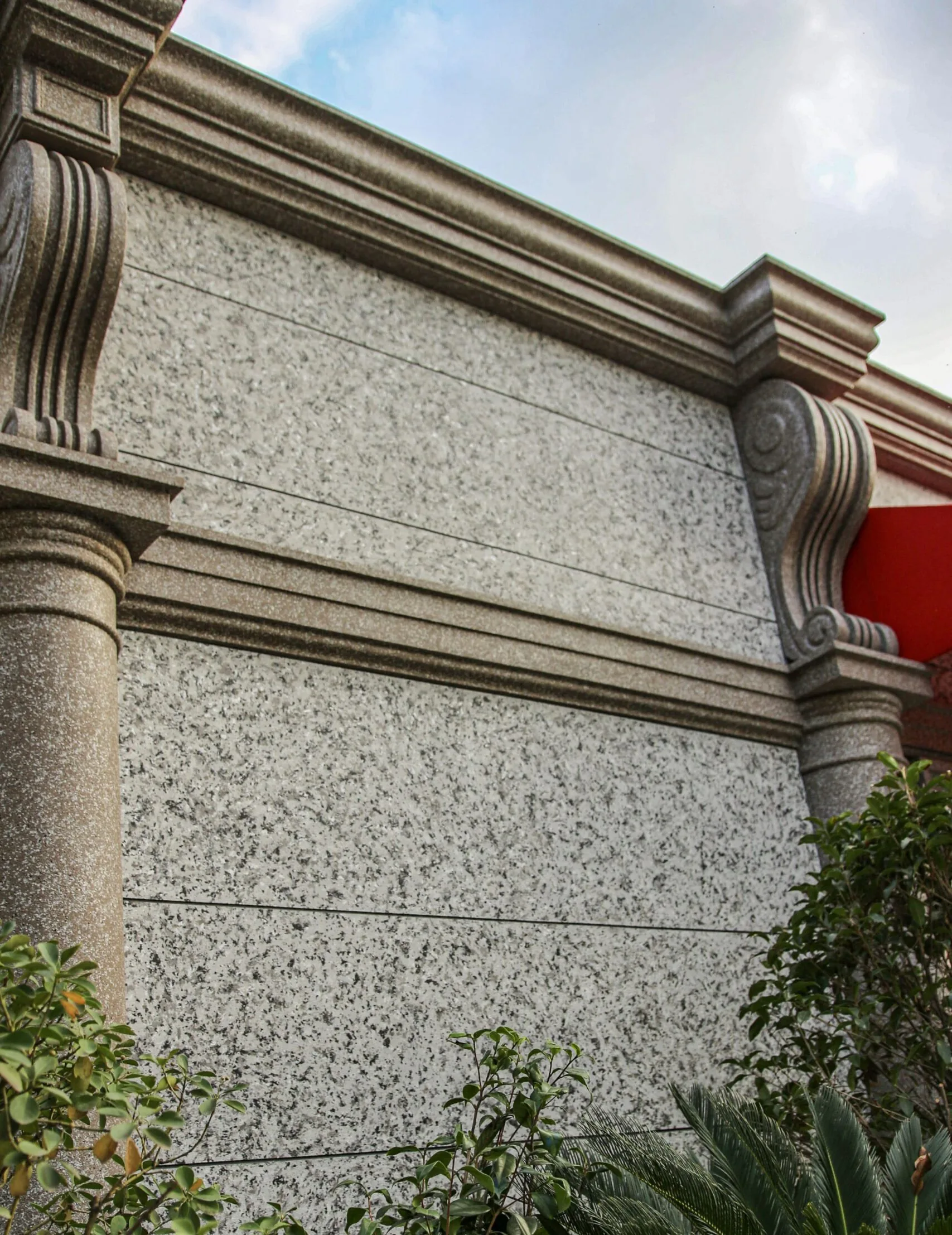Feature Walls & Architectural Accents
